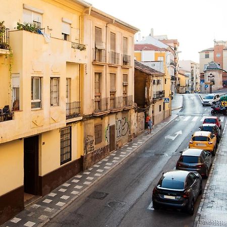 The 2Nd Corner: Central Apartment Ideal For Groups Malaga Bagian luar foto