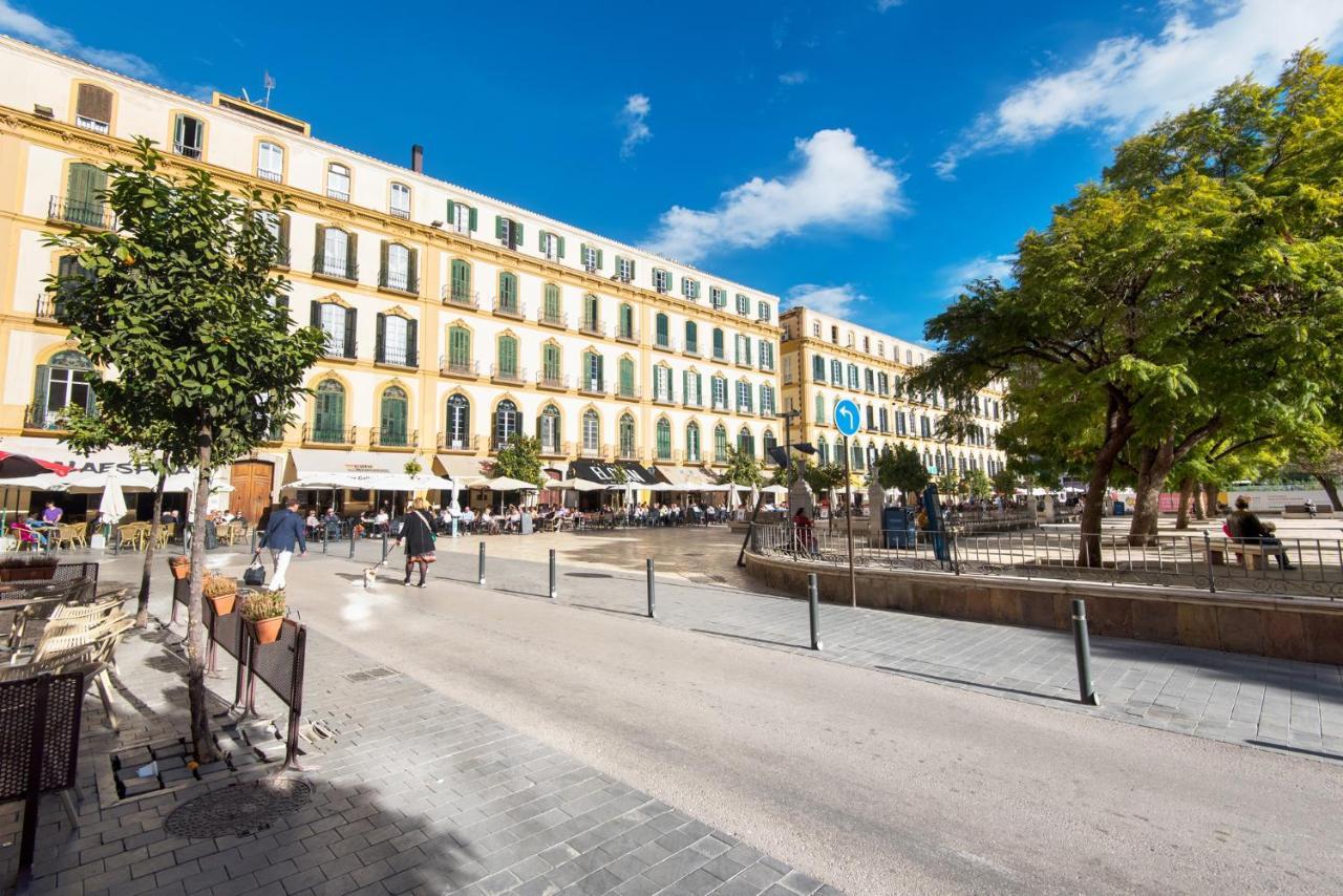 The 2Nd Corner: Central Apartment Ideal For Groups Malaga Bagian luar foto