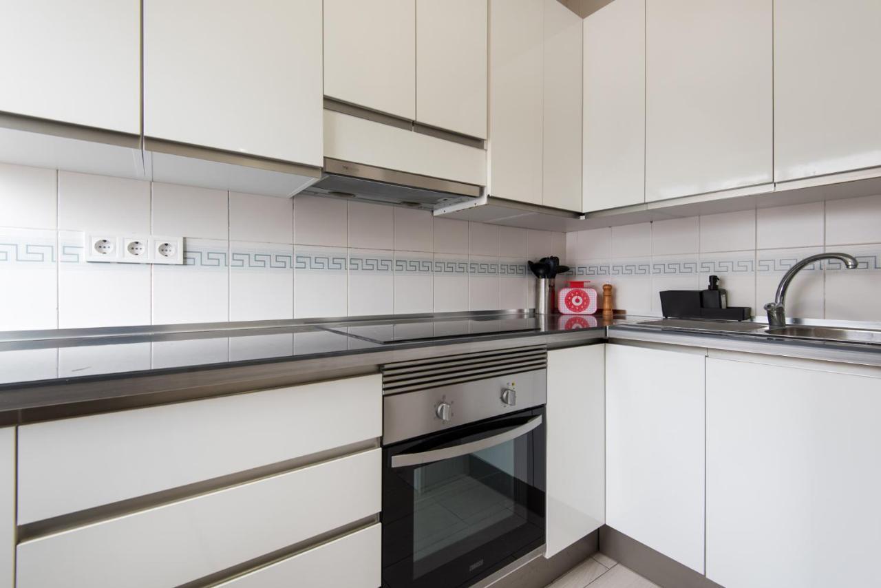The 2Nd Corner: Central Apartment Ideal For Groups Malaga Bagian luar foto