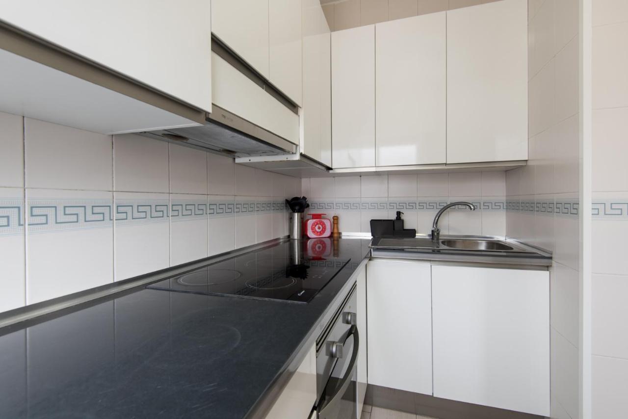 The 2Nd Corner: Central Apartment Ideal For Groups Malaga Bagian luar foto